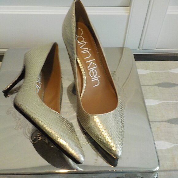 Calvin Klein Snake skin style high heels - Picture 1 of 6